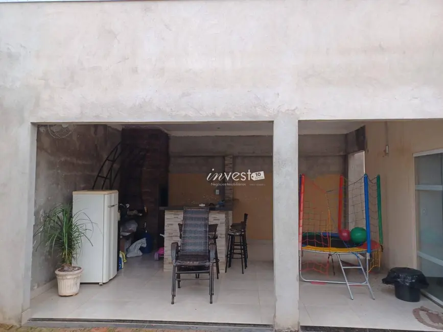 Foto 2 de Casa com 2 quartos à venda, 200m2 em Centro, Mirassol - SP