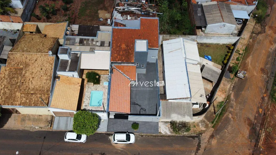 Foto 5 de Sobrado com 4 quartos à venda, 200m2 em Mirassol - SP