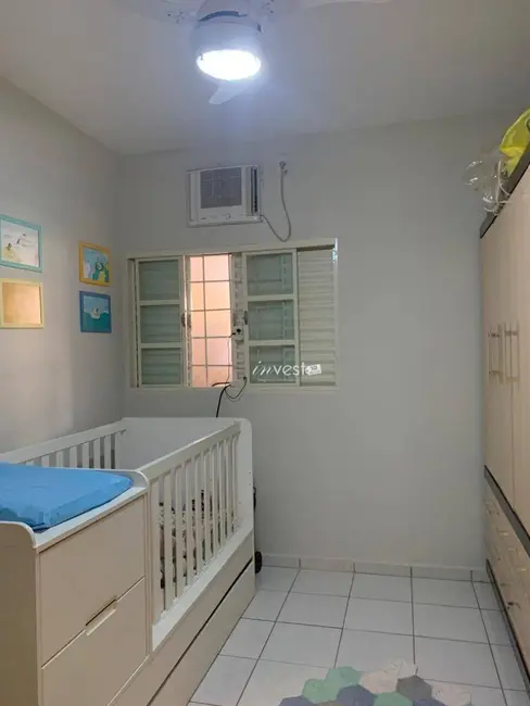 Casa com 2 quartos à venda, 200m2 em Bady Bassitt - SP - imagem 3 Foto 3 de Casa com 2 quartos à venda, 200m2 em Bady Bassitt - SP