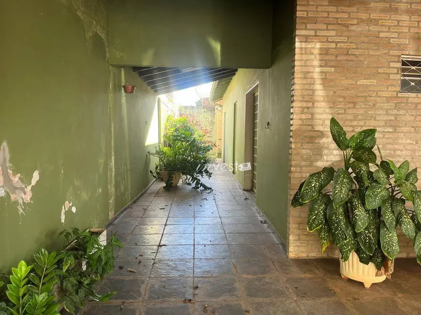 Casa com 3 quartos à venda, 220m2 em Jardim Nazareth, Sao Jose Do Rio Preto - SP - imagem 3 Foto 3 de Casa com 3 quartos à venda, 220m2 em Jardim Nazareth, Sao Jose Do Rio Preto - SP