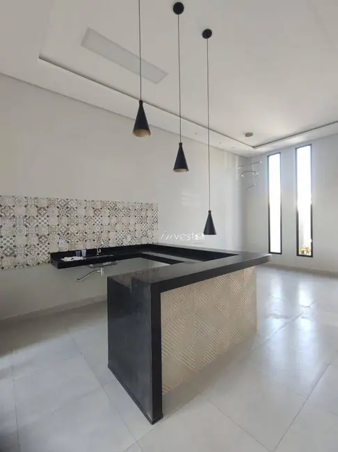 Foto 2 de Casa com 3 quartos à venda, 200m2 em Mirassol - SP