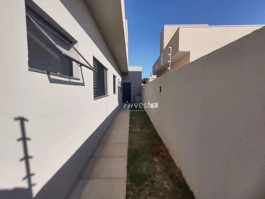 Foto 7 de Casa com 3 quartos à venda, 200m2 em Mirassol - SP