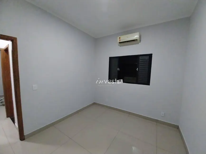 Foto 4 de Casa com 2 quartos à venda, 200m2 em Centro, Bady Bassitt - SP