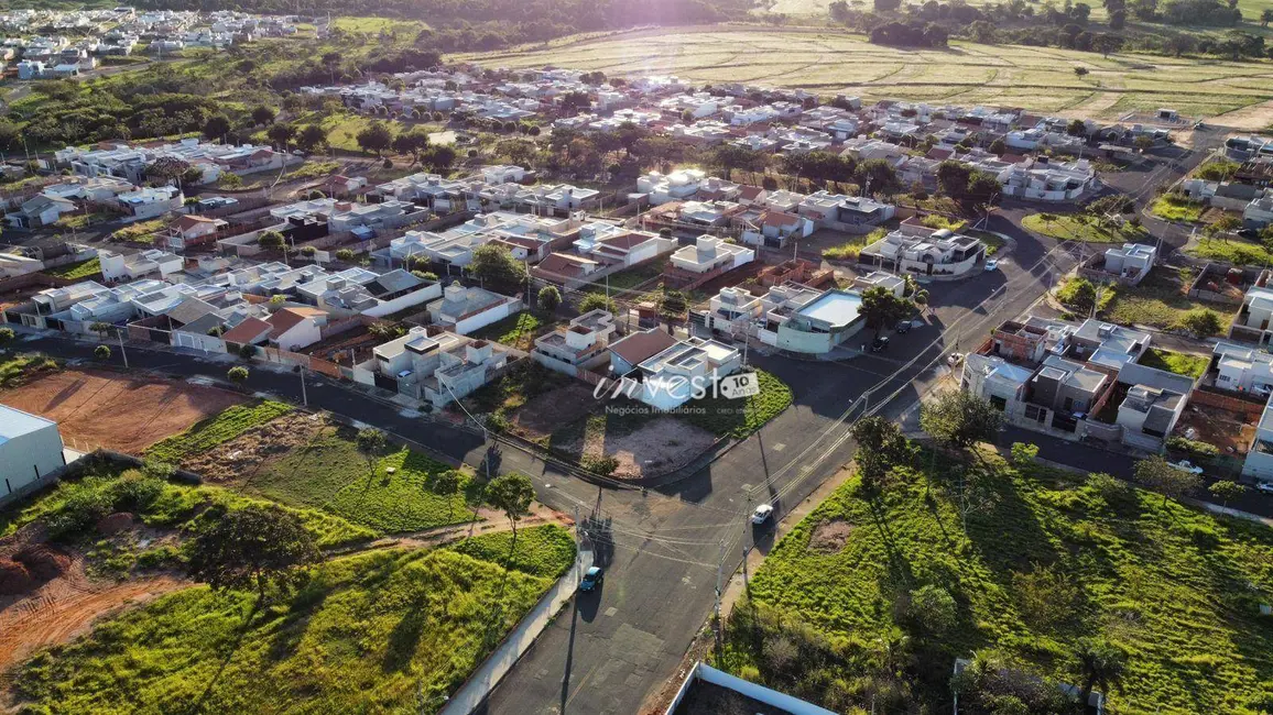 Foto 2 de Terreno / Lote à venda, 211m2 em Centro, Mirassol - SP