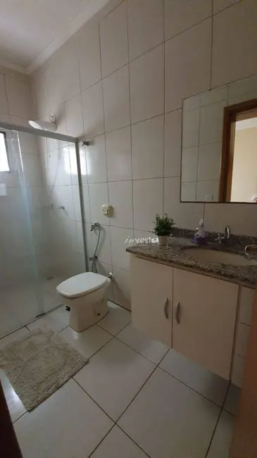 Casa com 3 quartos à venda, 180m2 em Mirassol - SP - imagem 8 Foto 8 de Casa com 3 quartos à venda, 180m2 em Mirassol - SP