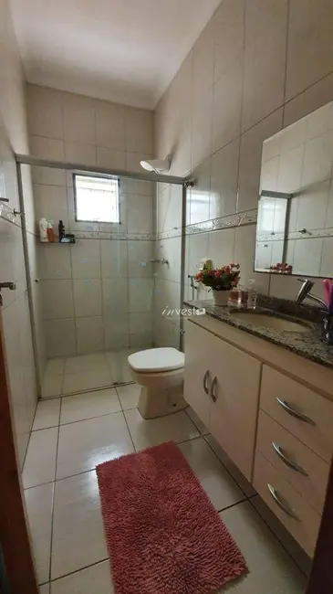 Casa com 3 quartos à venda, 180m2 em Mirassol - SP - imagem 9 Foto 9 de Casa com 3 quartos à venda, 180m2 em Mirassol - SP