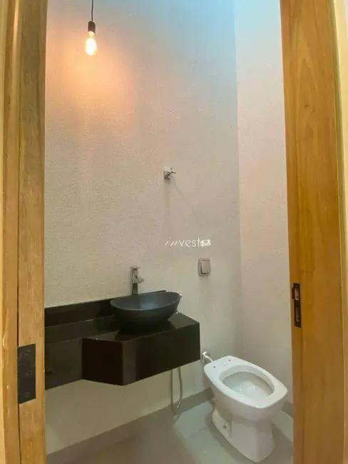 Foto 3 de Casa com 3 quartos à venda, 202m2 em Mirassol - SP