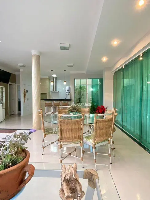 Foto 7 de Sobrado com 4 quartos à venda, 300m2 em Centro, Mirassol - SP