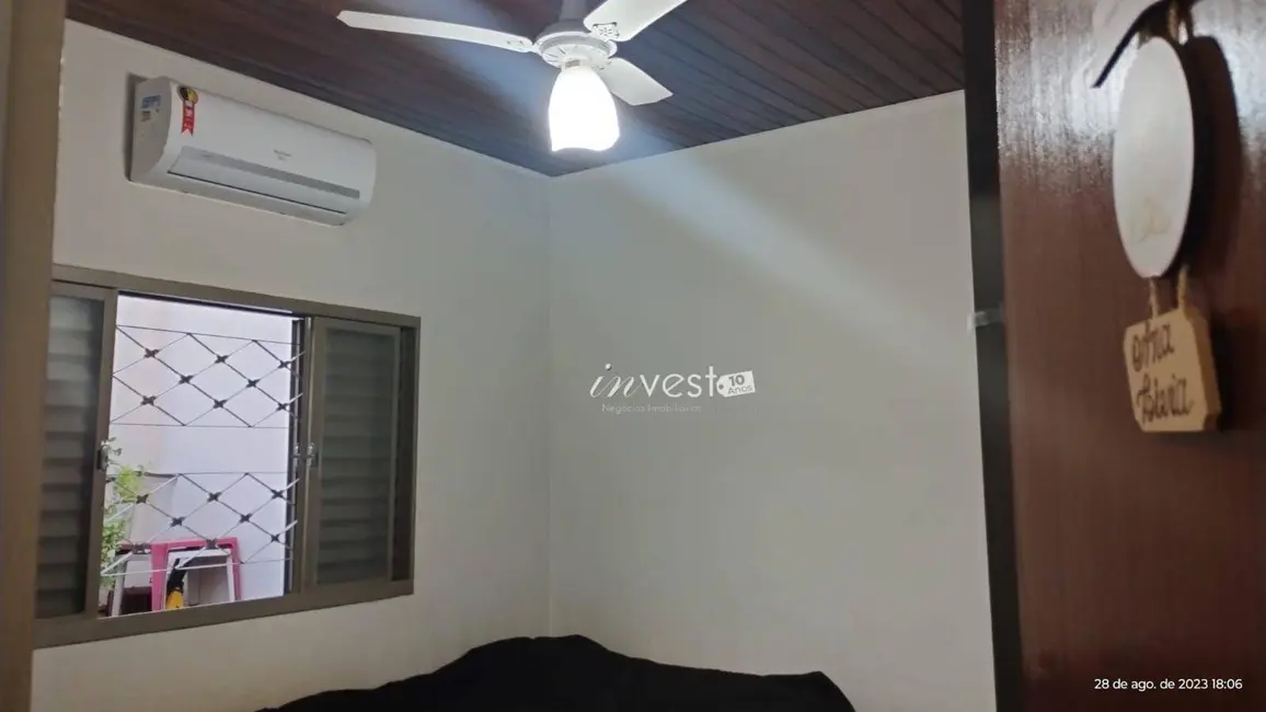 Foto 5 de Casa com 2 quartos à venda, 200m2 em Ipigua - SP