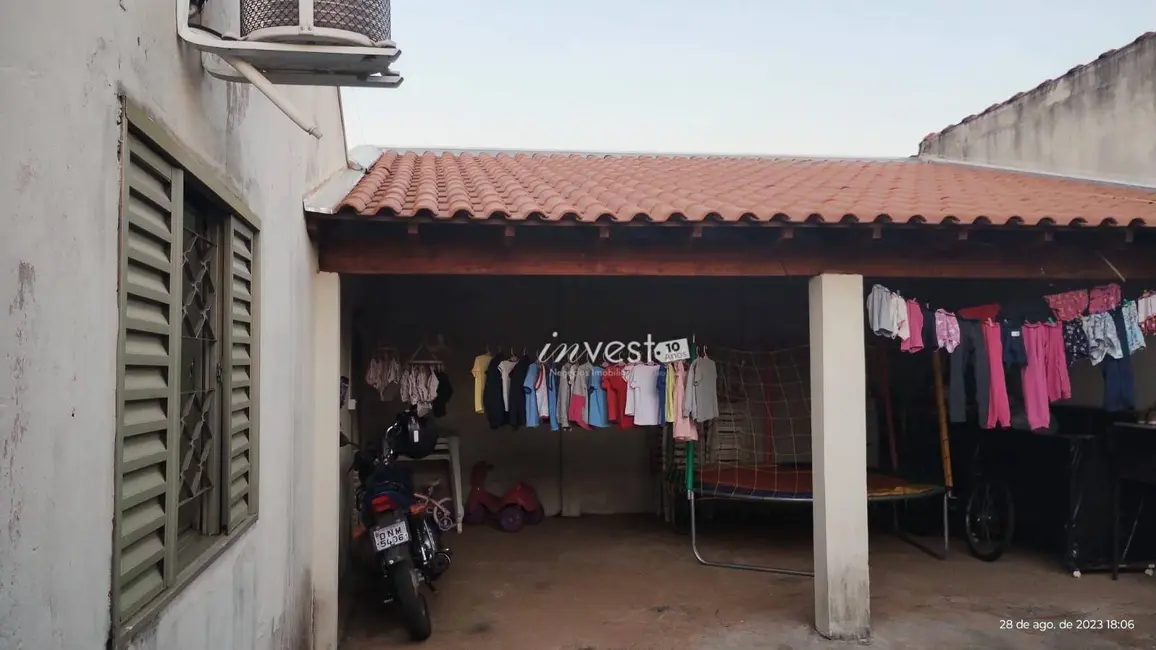 Foto 3 de Casa com 2 quartos à venda, 200m2 em Ipigua - SP