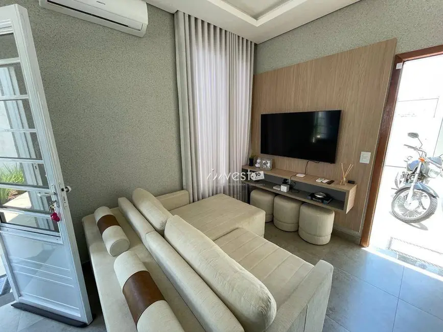 Foto 5 de Casa com 2 quartos à venda, 200m2 em Centro, Mirassol - SP