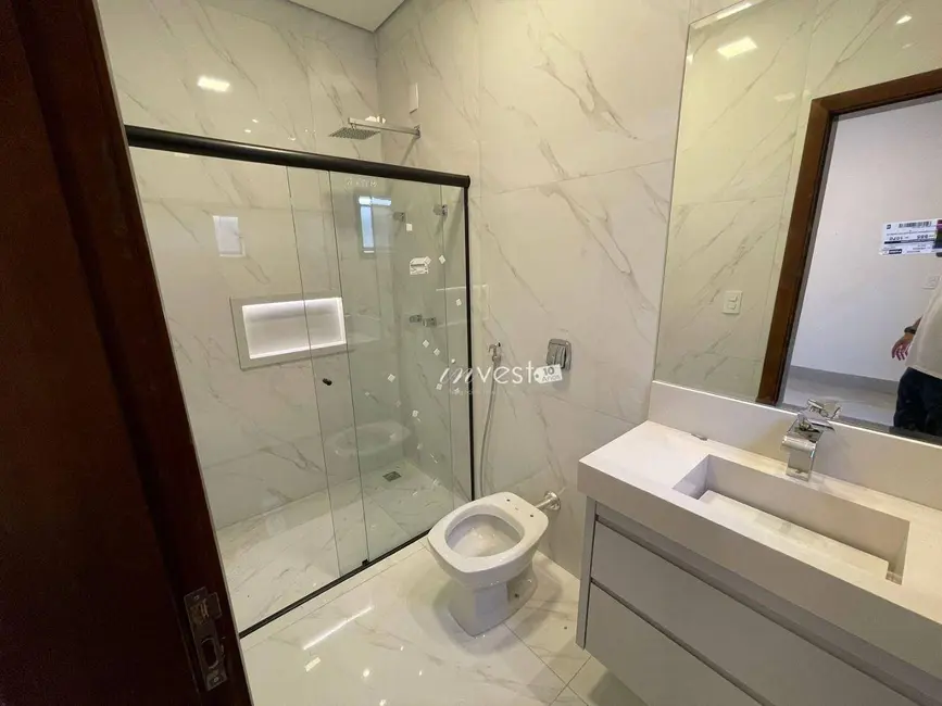 Foto 4 de Casa com 3 quartos à venda, 253m2 em Centro, Mirassol - SP