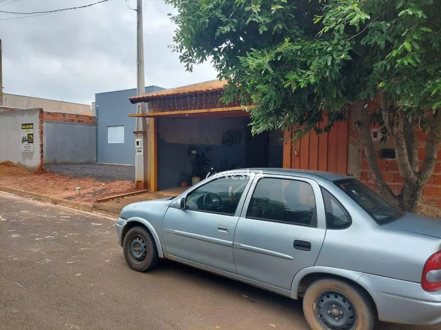 Foto 1 de Casa com 2 quartos à venda, 200m2 em Jaci - SP