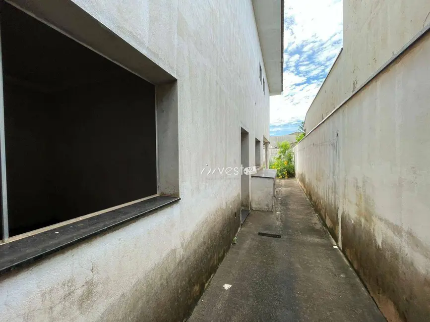 Foto 4 de Casa com 4 quartos à venda, 300m2 em Centro, Mirassol - SP