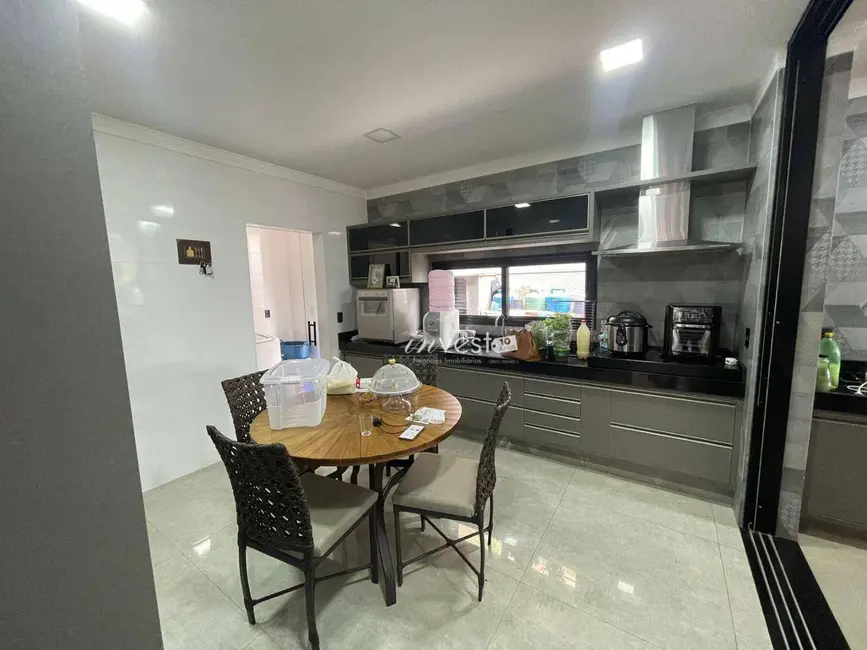 Foto 9 de Casa com 4 quartos à venda, 720m2 em Centro, Mirassol - SP