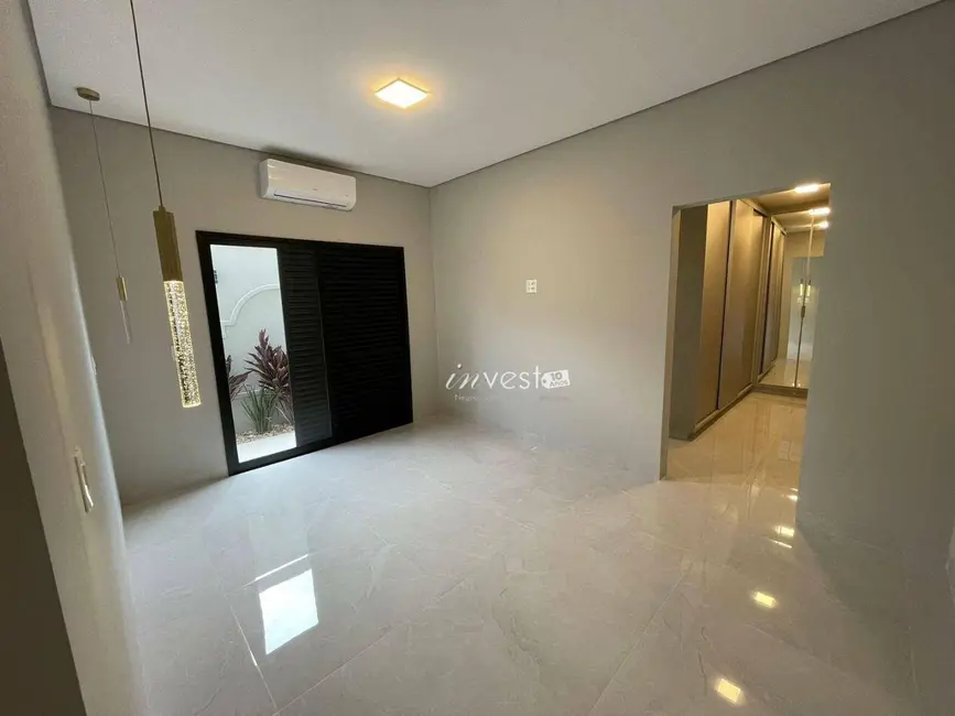 Casa com 3 quartos à venda, 380m2 em Centro, Mirassol - SP - imagem 4 Foto 4 de Casa com 3 quartos à venda, 380m2 em Centro, Mirassol - SP