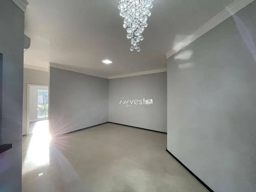 Foto 2 de Casa com 3 quartos à venda, 275m2 em Centro, Mirassol - SP