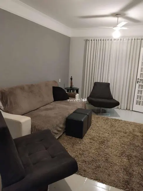 Foto 4 de Casa com 2 quartos à venda, 200m2 em Centro, Mirassol - SP