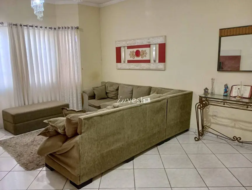 Foto 2 de Casa com 2 quartos à venda, 200m2 em Mirassol - SP