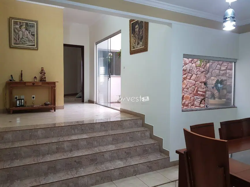 Foto 3 de Casa com 3 quartos à venda, 360m2 em Centro, Mirassol - SP