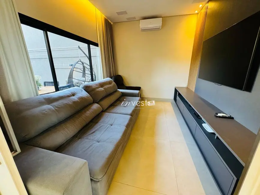 Foto 6 de Casa com 3 quartos à venda, 284m2 em Centro, Mirassol - SP