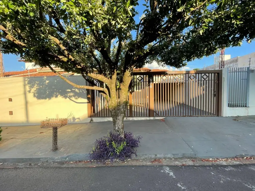 Foto 1 de Casa com 3 quartos à venda, 432m2 em Centro, Mirassol - SP