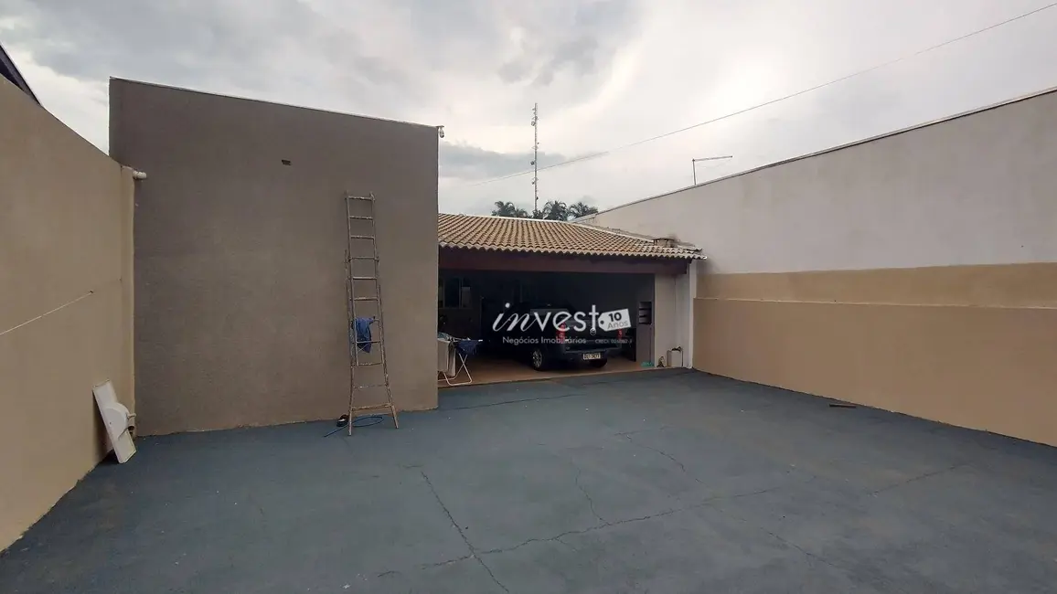 Casa com 2 quartos à venda, 200m2 em Centro, Mirassol - SP - imagem 4 Foto 4 de Casa com 2 quartos à venda, 200m2 em Centro, Mirassol - SP