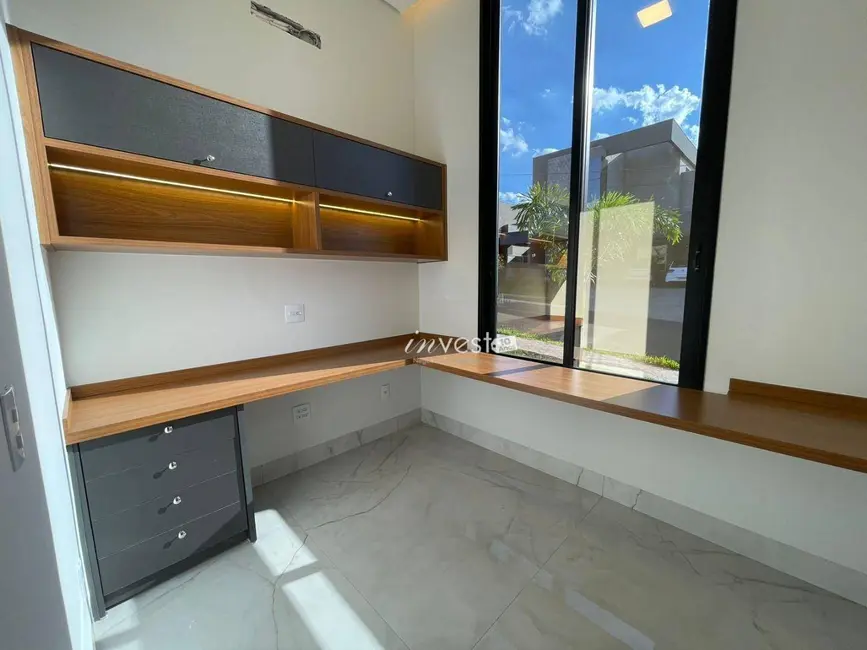 Casa com 3 quartos à venda, 420m2 em Centro, Mirassol - SP - imagem 4 Foto 4 de Casa com 3 quartos à venda, 420m2 em Centro, Mirassol - SP