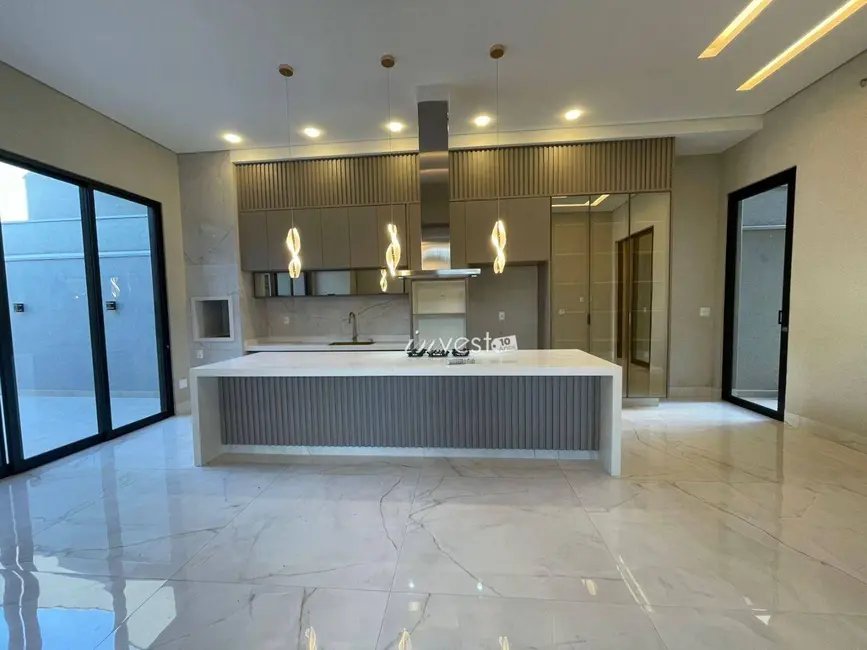 Casa com 3 quartos à venda, 420m2 em Centro, Mirassol - SP - imagem 7 Foto 7 de Casa com 3 quartos à venda, 420m2 em Centro, Mirassol - SP