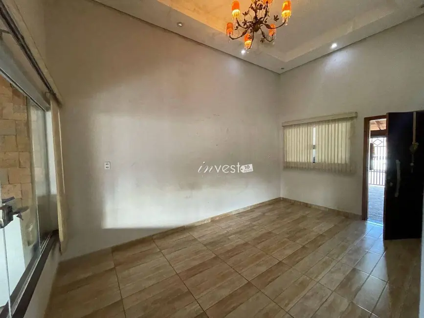 Casa com 3 quartos à venda, 200m2 em Centro, Mirassol - SP - imagem 4 Foto 4 de Casa com 3 quartos à venda, 200m2 em Centro, Mirassol - SP