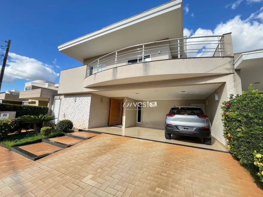 Foto 1 de Casa com 3 quartos à venda, 300m2 em Mirassol - SP