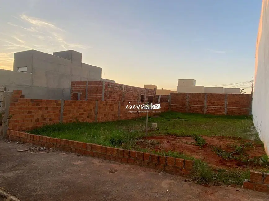 Foto 1 de Terreno / Lote à venda, 213m2 em Centro, Mirassol - SP