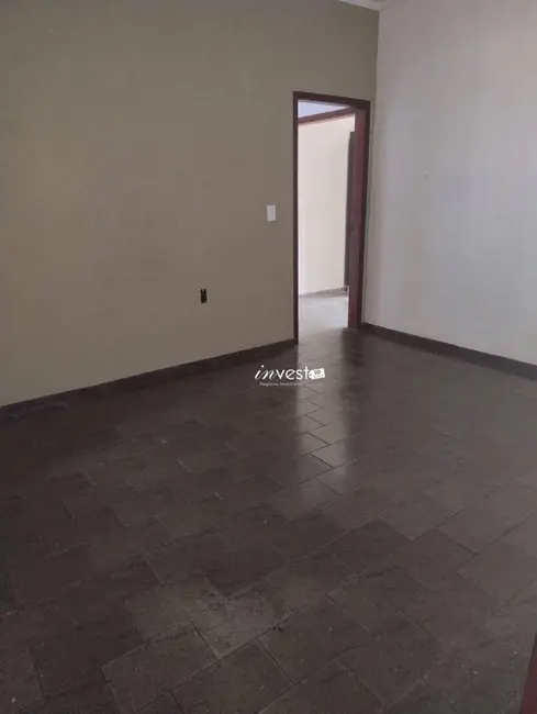 Foto 6 de Casa com 3 quartos à venda, 300m2 em Bady Bassitt - SP