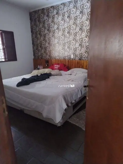 Foto 4 de Casa com 3 quartos à venda, 300m2 em Bady Bassitt - SP