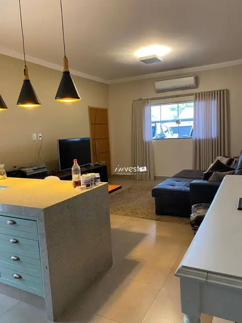 Casa com 2 quartos à venda, 180m2 em Mirassol - SP - imagem 4 Foto 4 de Casa com 2 quartos à venda, 180m2 em Mirassol - SP