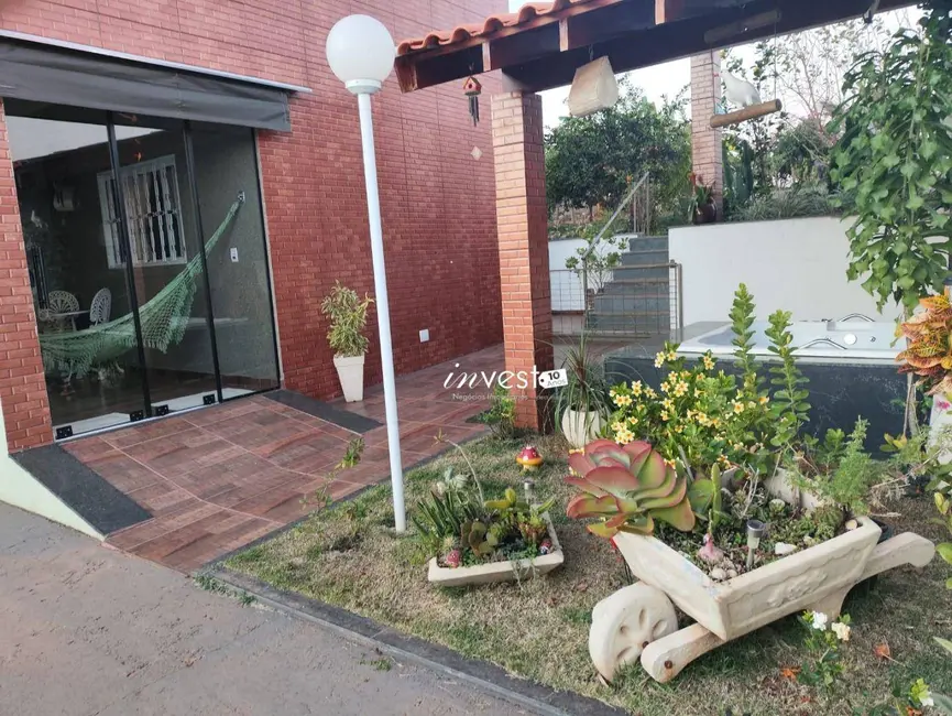 Foto 10 de Chácara à venda, 900m2 em Ibira - SP