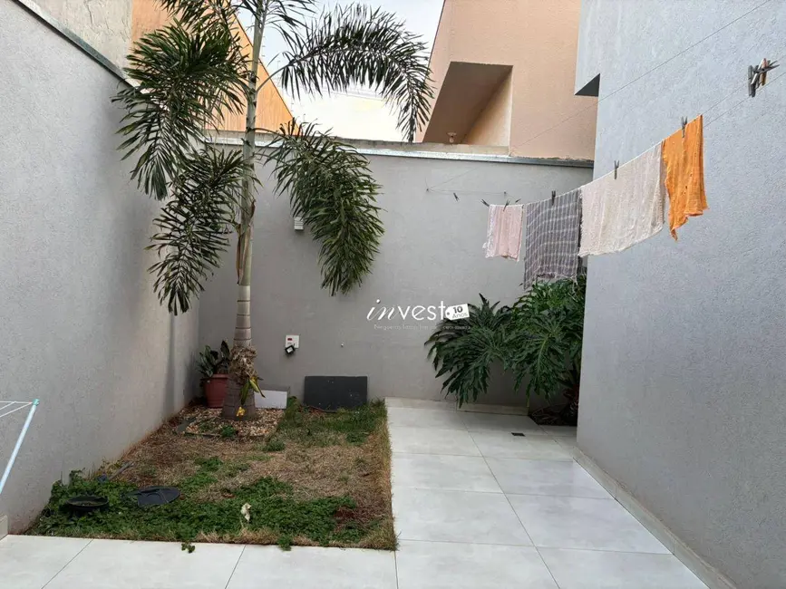 Foto 5 de Casa com 3 quartos à venda, 200m2 em Mirassol - SP
