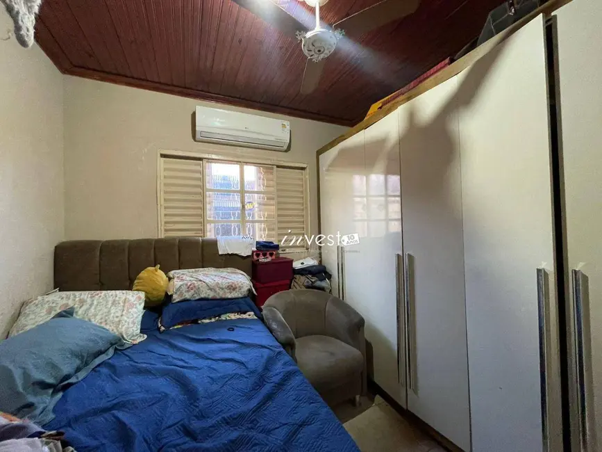 Foto 4 de Casa com 2 quartos à venda, 235m2 em Centro, Mirassol - SP