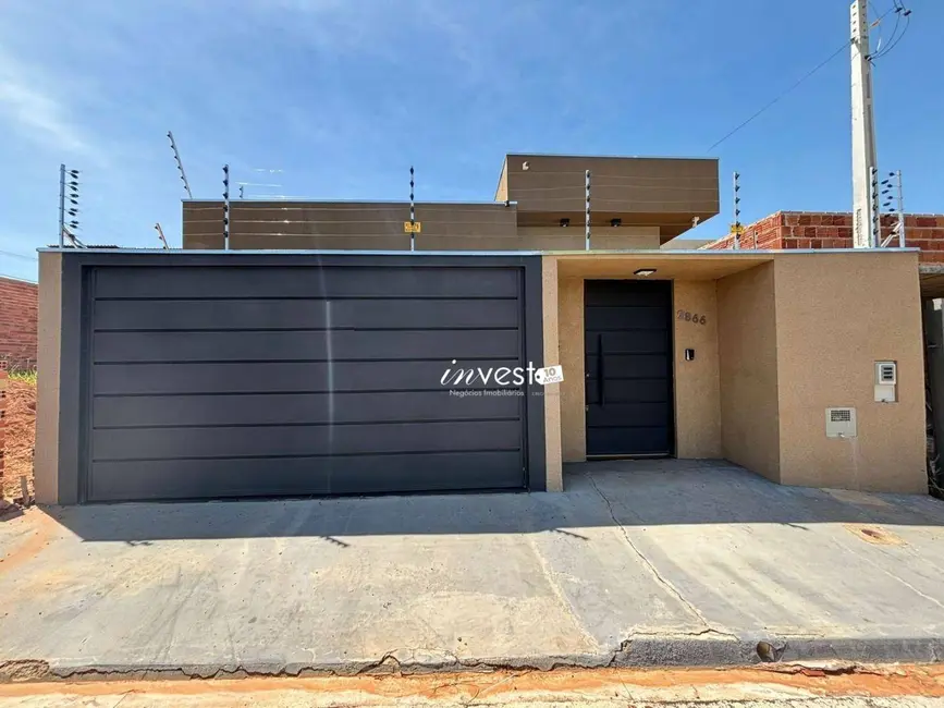 Foto 1 de Casa com 3 quartos à venda, 200m2 em Mirassol - SP