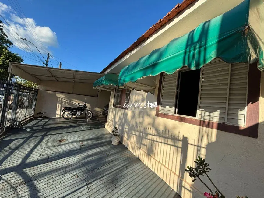 Foto 2 de Casa com 2 quartos à venda, 159m2 em Mirassol - SP