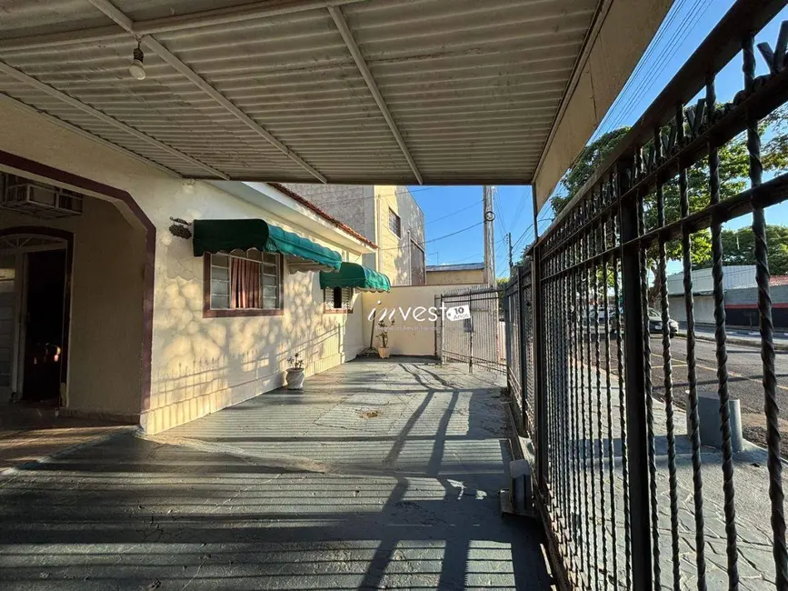 Foto 4 de Casa com 2 quartos à venda, 159m2 em Mirassol - SP