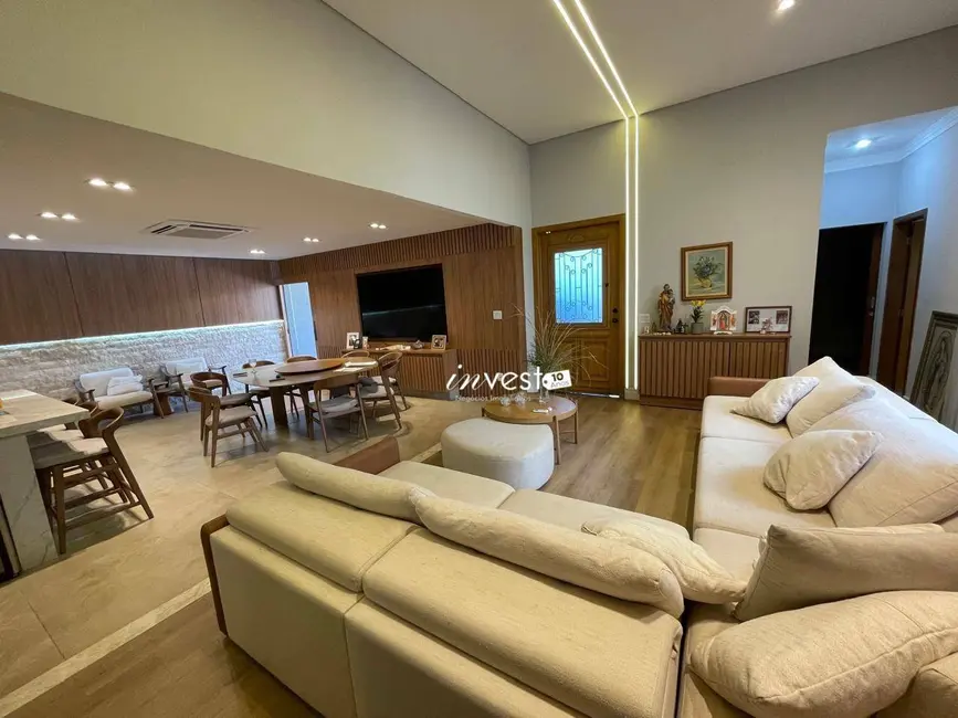 Foto 2 de Casa de Condomínio com 4 quartos à venda, 310m2 em Mirassol - SP