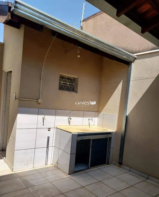 Foto 8 de Casa com 2 quartos à venda, 200m2 em Mirassol - SP