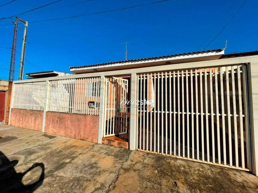 Foto 1 de Casa com 4 quartos à venda, 330m2 em Mirassol - SP