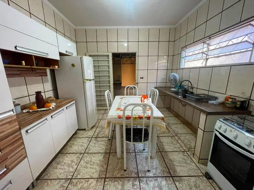 Foto 4 de Casa com 4 quartos à venda, 330m2 em Mirassol - SP