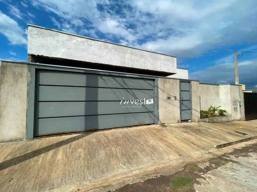 Foto 2 de Casa com 3 quartos à venda, 450m2 em Mirassol - SP