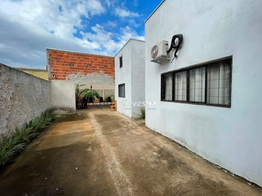 Foto 3 de Casa com 3 quartos à venda, 450m2 em Mirassol - SP