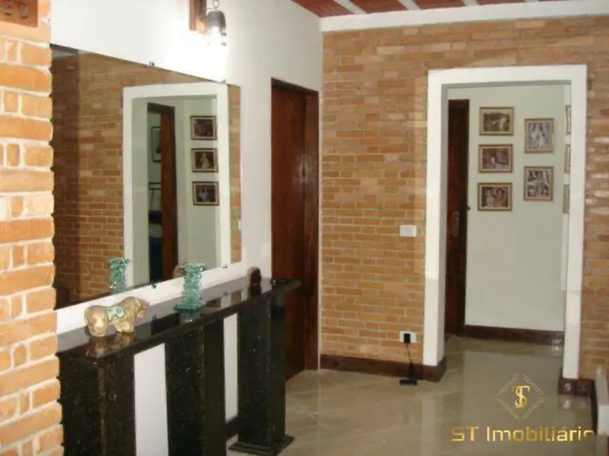 Sítio / Rancho com 10 quartos à venda, 48000m2 em Piracaia - SP - imagem 3 Foto 3 de Sítio / Rancho com 10 quartos à venda, 48000m2 em Piracaia - SP