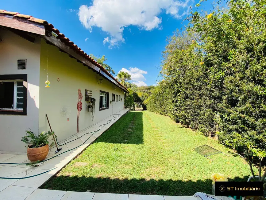 Chácara com 4 quartos à venda, 4000m2 em Atibaia - SP - imagem 5 Foto 5 de Chácara com 4 quartos à venda, 4000m2 em Atibaia - SP