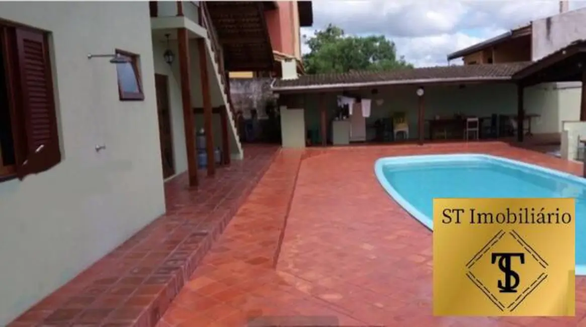 Foto 3 de Chácara com 3 quartos à venda, 1100m2 em Jardim Estância Brasil, Atibaia - SP